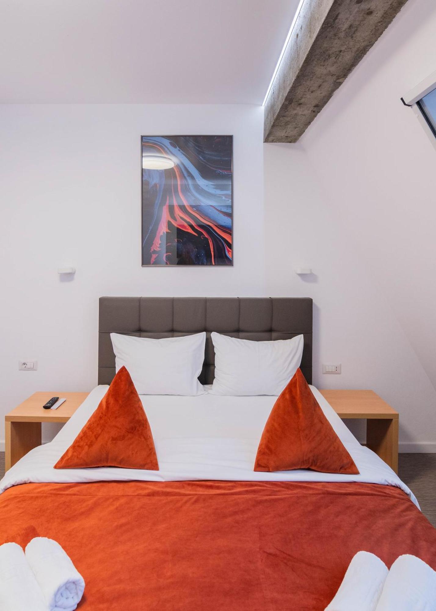 Hotel Urban Бая Маре Екстериор снимка