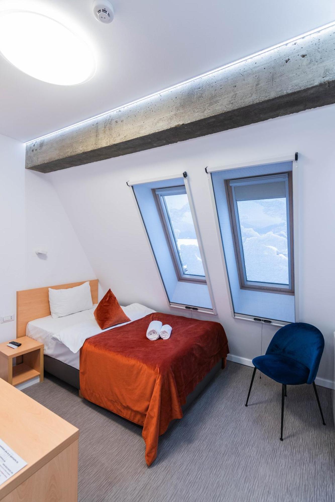 Hotel Urban Бая Маре Екстериор снимка